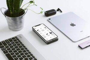 Bateria portátil para iPhone: As melhores com carregamento Qi sem fio