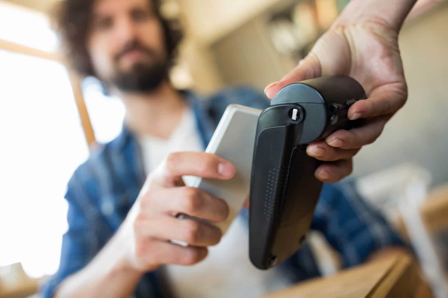 Como Ativar NFC No IPhone