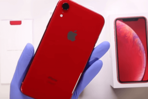 iPhone XR vs Huawei Mate 20 Pro: Qual é mais resistente?