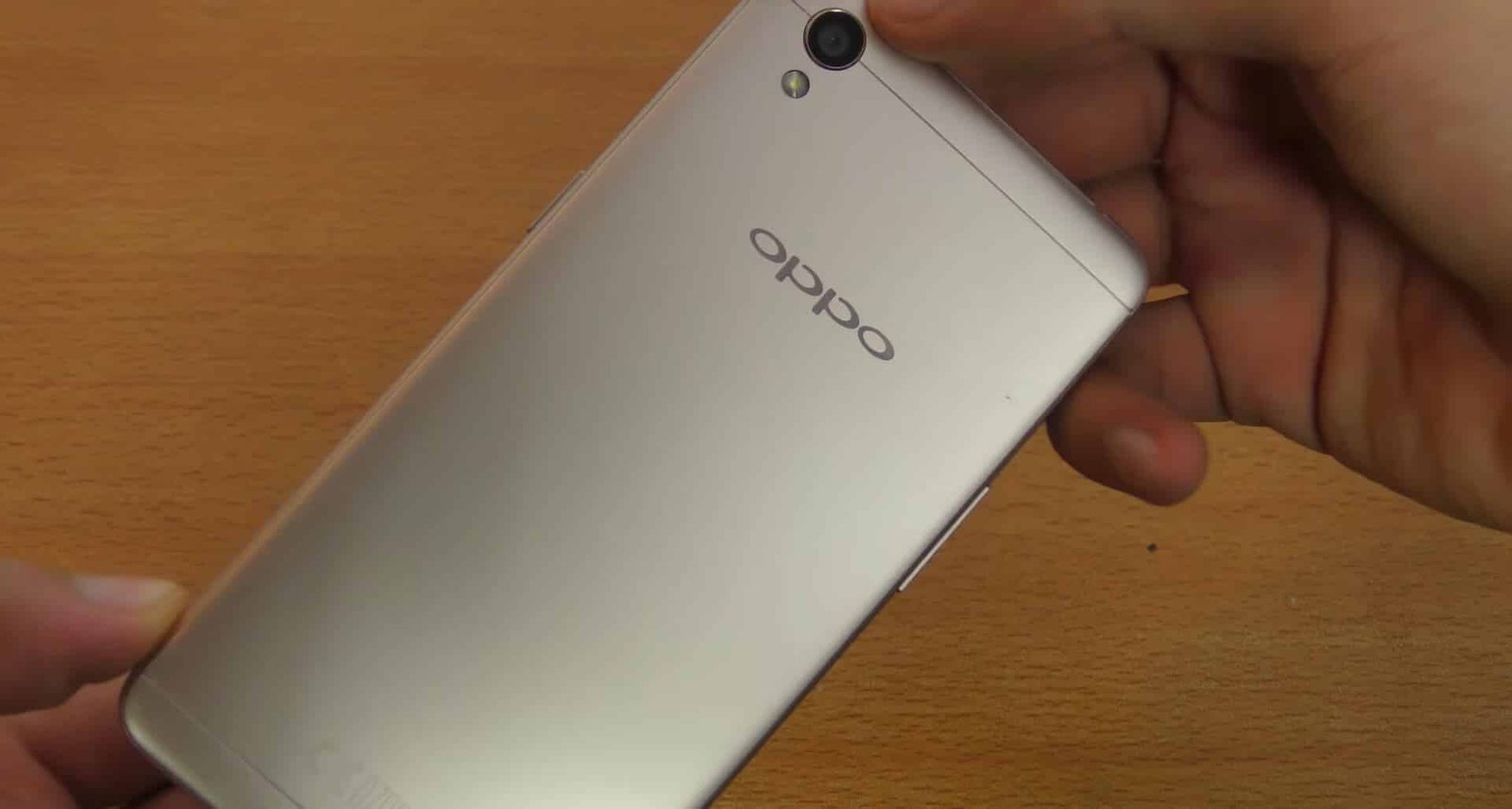 OPPO A37