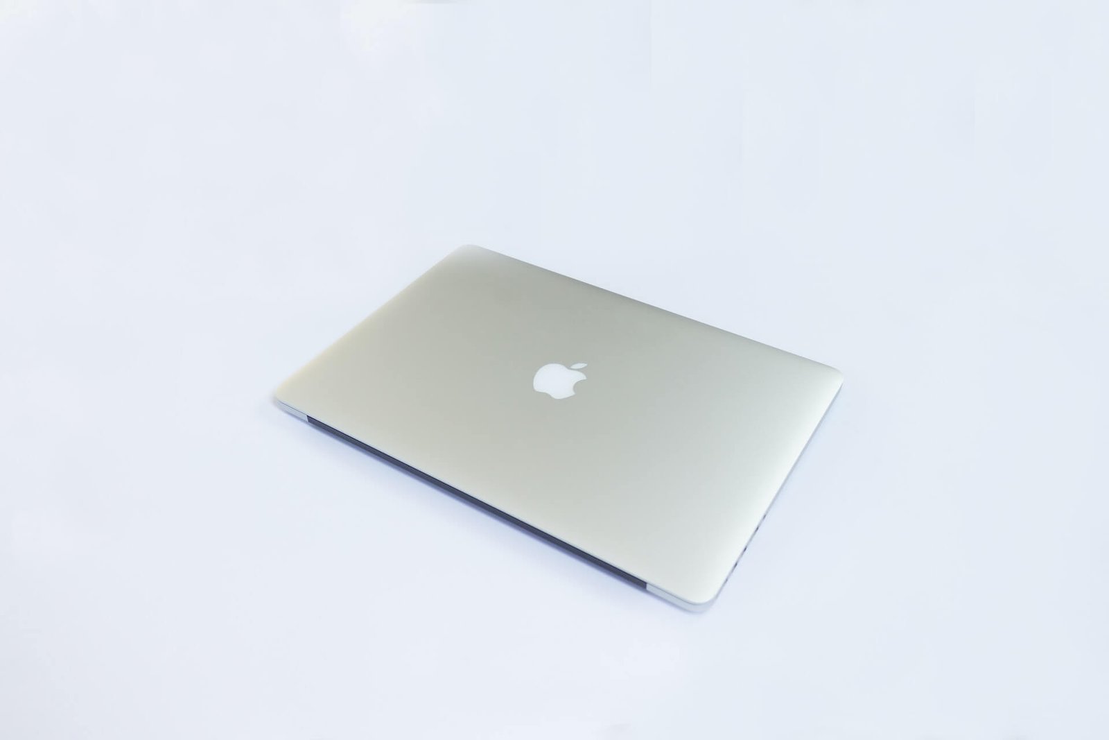 MacBook