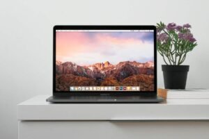 Notebooks VS MacBook: Qual é o mais ecológico?