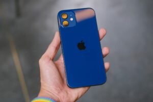 Comparação: iPhone 12 VS iPhone 8 Plus – Qual é a melhor opção?